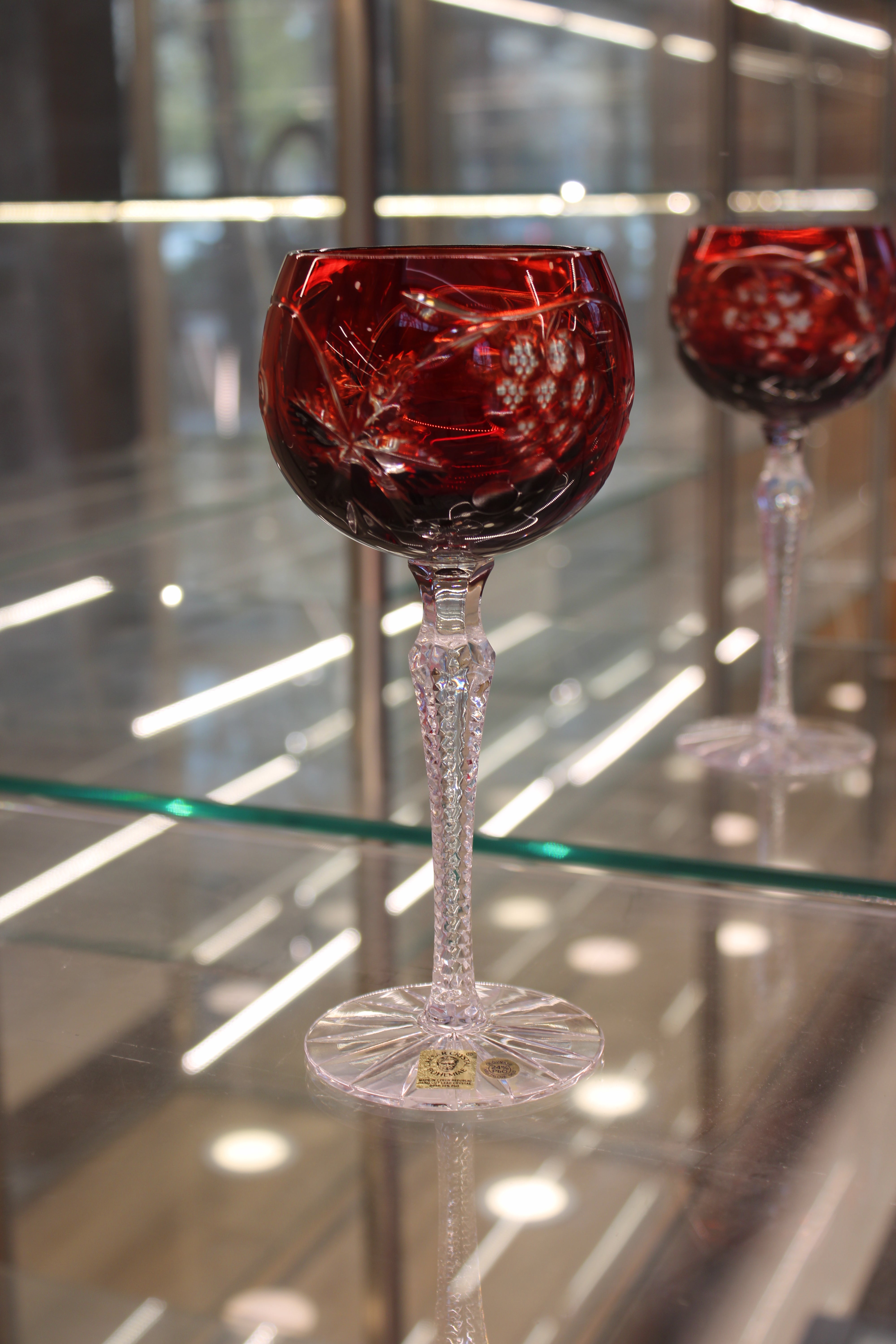 PAHAR CU PICIOR ROMAN GRAPES - 190ml - Ruby
