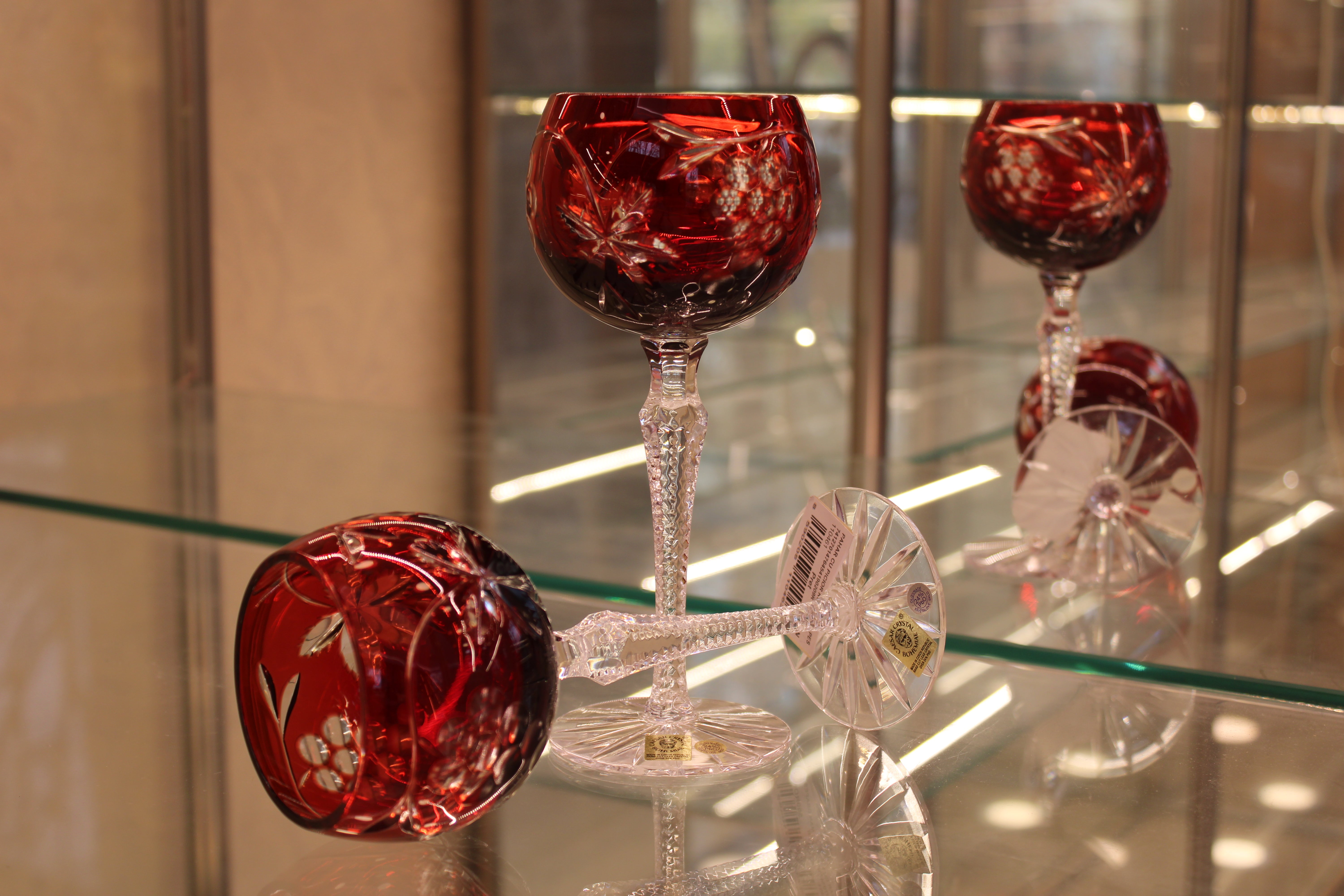 PAHAR CU PICIOR ROMAN GRAPES - 190ml - Ruby