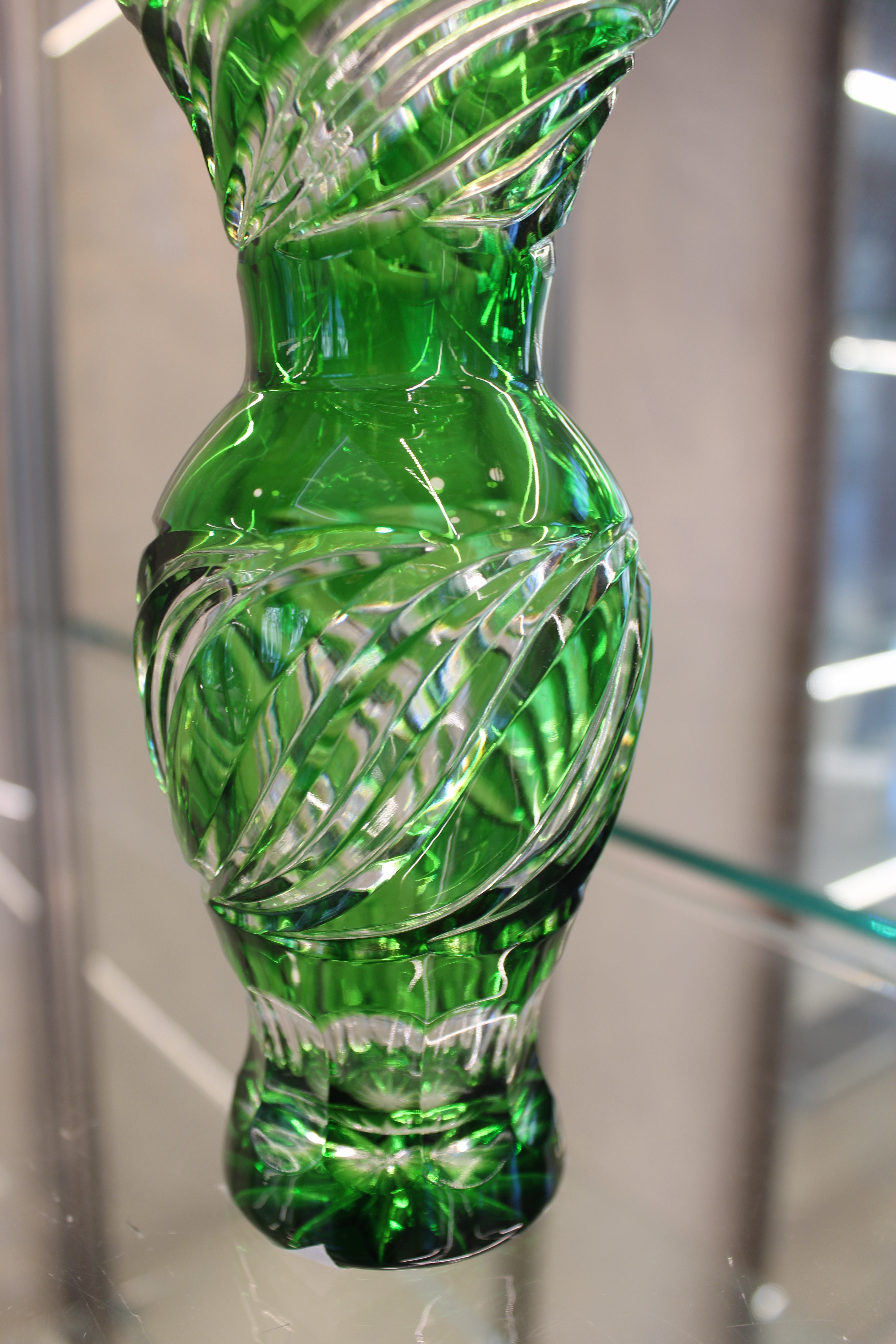 Vaza Twist - 180 mm - verde